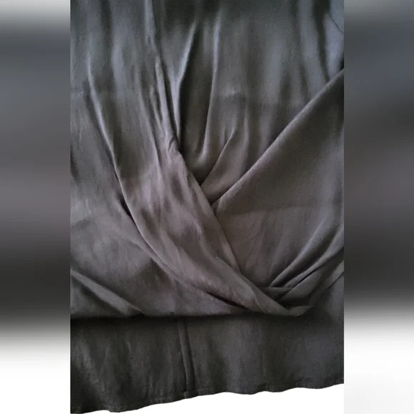 Loft sleeveless black top - Picture 4 of 4